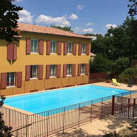 Resid'Artel Cadarache - Iter Hotel Saint-Paul-lès-Durance Eksteriør billede