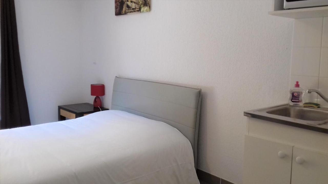 Resid'Artel Cadarache - Iter Hotel Saint-Paul-lès-Durance Eksteriør billede